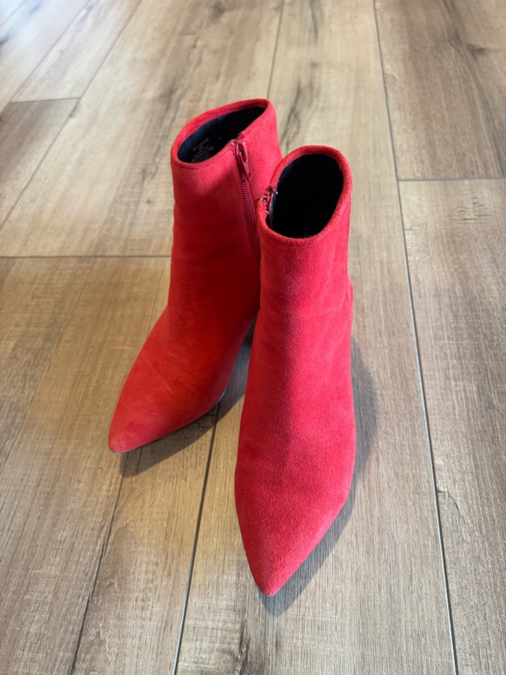Steve Madden Red Suede Leather Pointed Toe Ankle Boots size 6.5